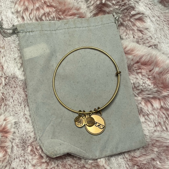 Alex and Ani NFL Jets Bracelet.. Gold Tone - Picture 5 of 5